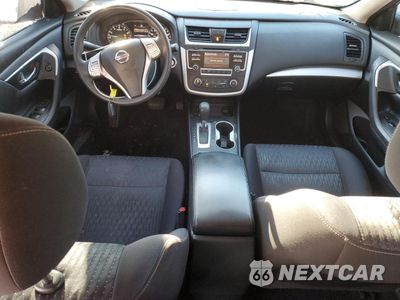 Zdjęcie 8 z 14 samochodu: 2016 NISSAN ALTIMA 2.5 VIN:1N4AL3AP5GC178090 - miniatura