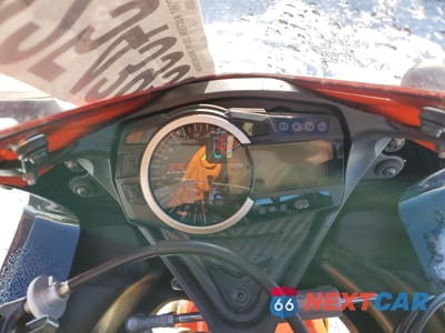 Zdjęcie 7 z 9 samochodu: 2022 SUZUKI GSX-R750 VIN:JS1GR7MA3N7101056 - miniatura