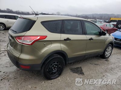Trzecie zdjęcie samochodu z tyłu: 2013 FORD ESCAPE S VIN:1FMCU0F76DUB19946 - miniatura