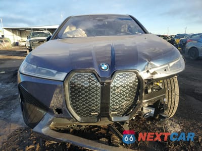 Piąte zdjęcie samochodu w środku: 2024 BMW IX XDRIVE50 VIN:WB523CF08RCP39620 - miniatura