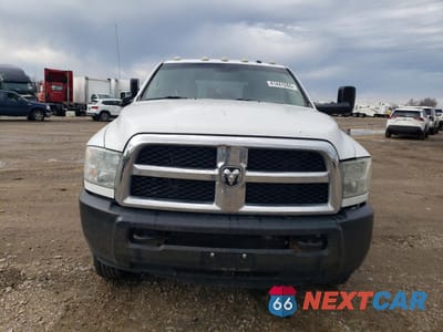 Piąte zdjęcie samochodu w środku: 2015 RAM 3500 ST VIN:3C63RRGL8FG667093 - miniatura