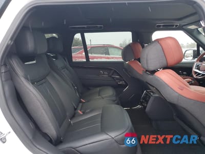 Zdjęcie 11 z 16 samochodu: 2024 LAND ROVER RANGE ROVER SV VIN:SALKZBF95RA221271 - miniatura