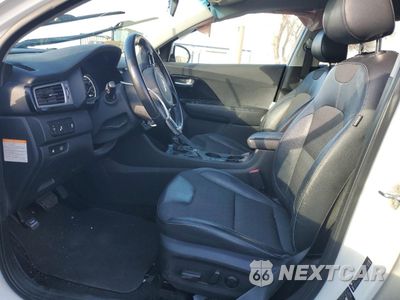 Zdjęcie 7 z 13 samochodu: 2017 KIA NIRO EX VIN:KNDCC3LC8H5064734 - miniatura