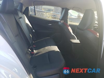 Zdjęcie 10 z 14 samochodu: 2024 TOYOTA PRIUS PRIME SE VIN:JTDACACU0R3027324 - miniatura