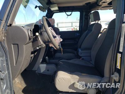 Zdjęcie 7 z 14 samochodu: 2007 JEEP WRANGLER X VIN:1J4GA39117L191441 - miniatura