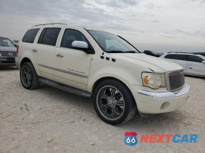 Czwarte zdjęcie samochodu z boku: 2007 CHRYSLER ASPEN LIMITED VIN:1A8HX58297F565817 - miniatura