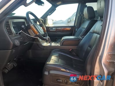 Zdjęcie 7 z 13 samochodu: 2011 LINCOLN NAVIGATOR VIN:5LMJJ2J52BEJ08612 - miniatura
