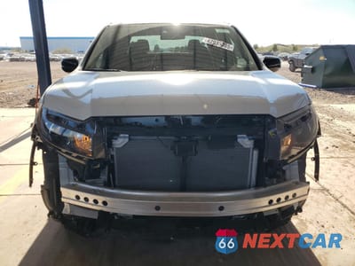 Piąte zdjęcie samochodu w środku: 2024 HONDA RIDGELINE SPORT VIN:5FPYK3F11RB014302 - miniatura