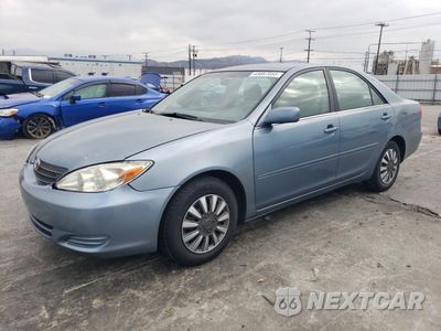 2004 TOYOTA CAMRY LE 4T1BE32K44U849262 - główne zdjęcie licytacji z USA - miniatura