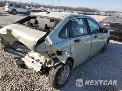 Trzecie zdjęcie samochodu z tyłu: 2010 FORD FOCUS SE VIN:1FAHP3FN5AW136910 - miniatura