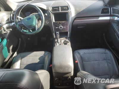 Zdjęcie 8 z 14 samochodu: 2017 FORD EXPLORER LIMITED VIN:1FM5K8F81HGA35446 - miniatura