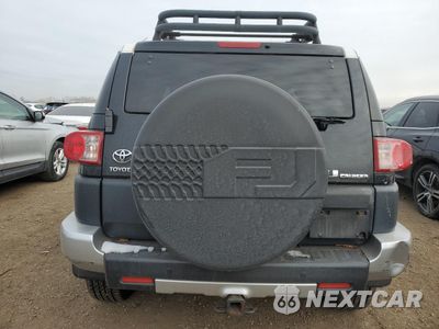 Zdjęcie 6 z 12 samochodu: 2007 TOYOTA FJ CRUISER VIN:JTEBU11F970090017 - miniatura