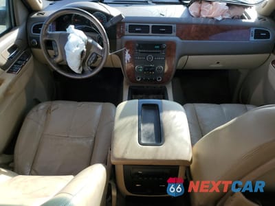 Zdjęcie 8 z 14 samochodu: 2011 CHEVROLET AVALANCHE LT VIN:3GNMCFE07BG121859 - miniatura