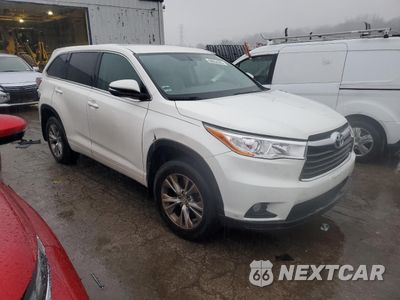 Czwarte zdjęcie samochodu z boku: 2014 TOYOTA HIGHLANDER LE VIN:5TDBKRFH6ES052063 - miniatura