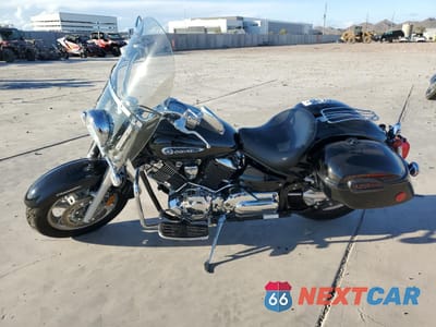 Trzecie zdjęcie samochodu z tyłu: 2008 YAMAHA XVS1100 A VIN:JYAVP11E48A113632 - miniatura
