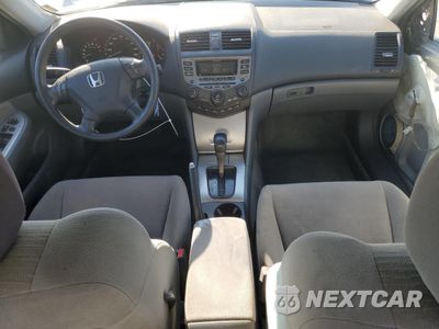 Zdjęcie 8 z 13 samochodu: 2007 HONDA ACCORD EX VIN:1HGCM56777A152978 - miniatura