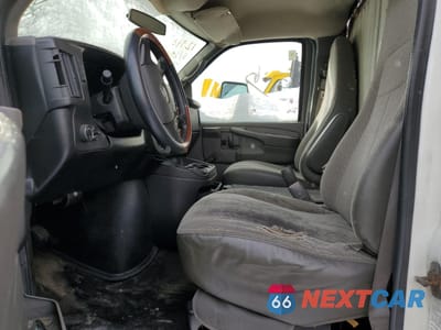 Zdjęcie 7 z 12 samochodu: 2012 CHEVROLET EXPRESS G4500 VIN:1GB6G5BG9C1182992 - miniatura