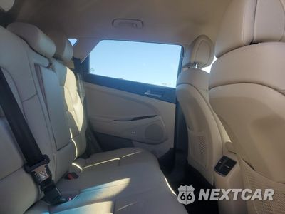 Zdjęcie 10 z 12 samochodu: 2018 HYUNDAI TUCSON VALUE VIN:KM8J33A23JU720105 - miniatura
