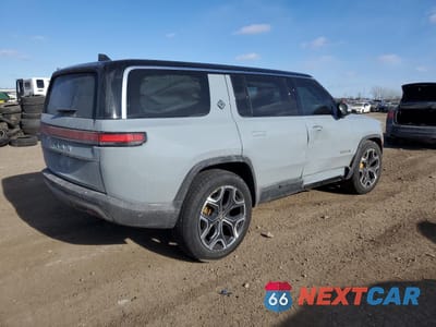 Trzecie zdjęcie samochodu z tyłu: 2023 RIVIAN R1S LAUNCH EDITION VIN:7PDSGABL5PN007792 - miniatura