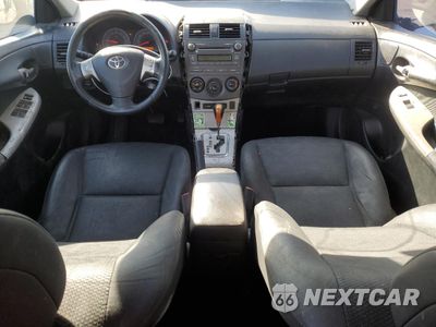 Zdjęcie 8 z 13 samochodu: 2010 TOYOTA COROLLA BASE VIN:1NXBU4EE6AZ177702 - miniatura
