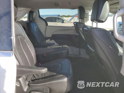 Zdjęcie 12 z 15 samochodu: 2018 CHRYSLER PACIFICA LIMITED VIN:2C4RC1GG1JR115219 - miniatura