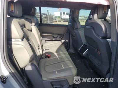Zdjęcie 11 z 15 samochodu: 2023 RIVIAN R1S LAUNCH EDITION VIN:7PDSGABL5PN007792 - miniatura