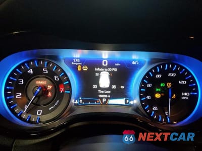 Zdjęcie 9 z 12 samochodu: 2017 CHRYSLER 300 S VIN:2C3CCAGG9HH603909 - miniatura