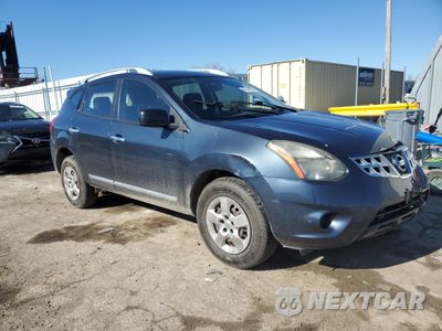 Czwarte zdjęcie samochodu z boku: 2015 NISSAN ROGUE SELECT S VIN:JN8AS5MT9FW654683 - miniatura