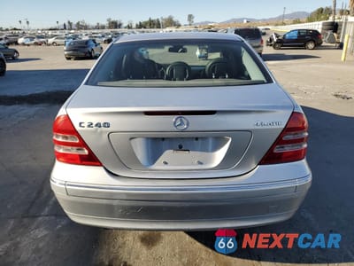 Zdjęcie 6 z 14 samochodu: 2003 MERCEDES-BENZ C 240 4MATIC VIN:WDBRF81J63F396110 - miniatura