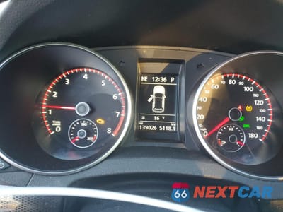 Zdjęcie 9 z 14 samochodu: 2013 VOLKSWAGEN GTI VIN:WVWHD7AJ8DW140629 - miniatura