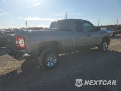 Trzecie zdjęcie samochodu z tyłu: 2013 CHEVROLET SILVERADO C1500 LS VIN:1GCRCREAXDZ205654 - miniatura