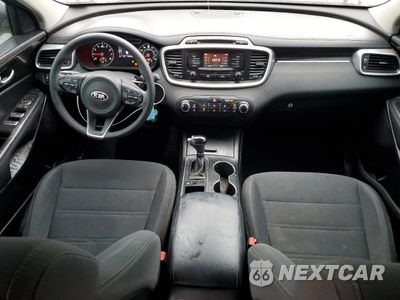 Zdjęcie 8 z 16 samochodu: 2017 KIA SORENTO LX VIN:5XYPG4A36HG205337 - miniatura