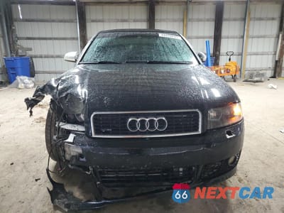 Piąte zdjęcie samochodu w środku: 2004 AUDI S4 VIN:WAUPL68E94A162117 - miniatura