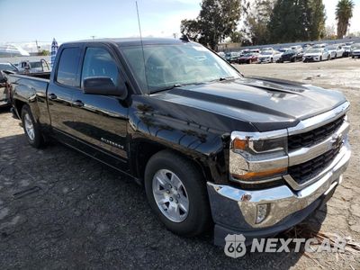 Czwarte zdjęcie samochodu z boku: 2018 CHEVROLET SILVERADO C1500 LT VIN:1GCRCREC8JZ330407 - miniatura