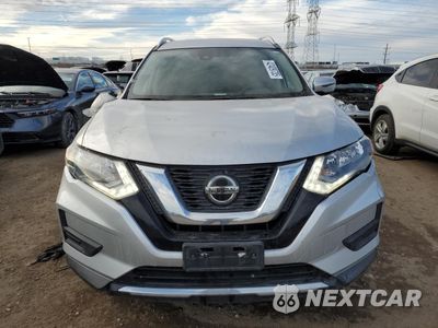 Piąte zdjęcie samochodu w środku: 2020 NISSAN ROGUE S VIN:JN8AT2MV3LW113105 - miniatura