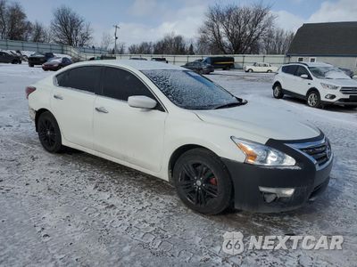 Czwarte zdjęcie samochodu z boku: 2015 NISSAN ALTIMA 2.5 VIN:1N4AL3AP3FC431437 - miniatura