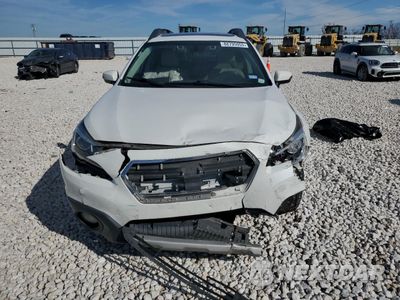 Piąte zdjęcie samochodu w środku: 2017 SUBARU OUTBACK 3.6R LIMITED VIN:4S4BSENC5H3386536 - miniatura