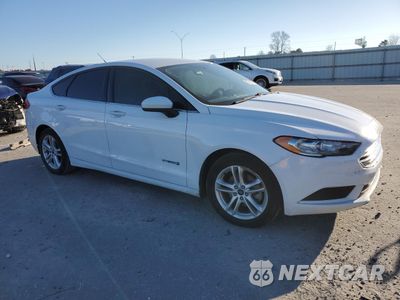 Czwarte zdjęcie samochodu z boku: 2018 FORD FUSION SE HYBRID VIN:3FA6P0LU3JR216551 - miniatura