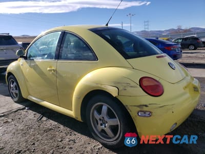 Drugie zdjęcie samochodu z przodu: 2000 VOLKSWAGEN NEW BEETLE GLS VIN:3VWCD21C4YM459396 - miniatura