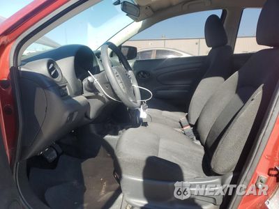 Zdjęcie 7 z 13 samochodu: 2019 NISSAN VERSA S VIN:3N1CN7AP8KL809421 - miniatura