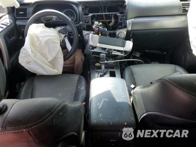Zdjęcie 8 z 14 samochodu: 2014 TOYOTA 4RUNNER SR5 VIN:JTEBU5JR1E5164063 - miniatura