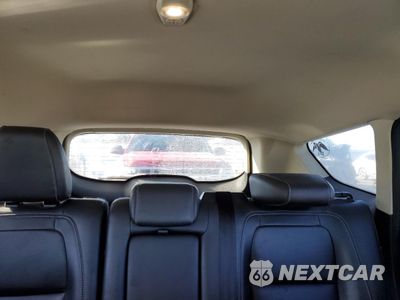 Zdjęcie 10 z 15 samochodu: 2019 FORD ESCAPE SEL VIN:1FMCU9HD2KUB41818 - miniatura