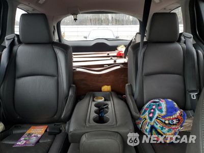 Zdjęcie 10 z 14 samochodu: 2018 HONDA ODYSSEY TOURING VIN:5FNRL6H88JB009060 - miniatura