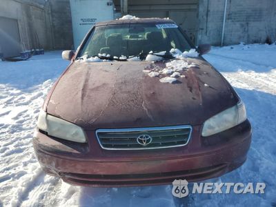 Piąte zdjęcie samochodu w środku: 2001 TOYOTA CAMRY CE VIN:4T1BG22K01U779548 - miniatura