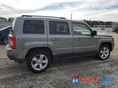 Trzecie zdjęcie samochodu z tyłu: 2014 JEEP PATRIOT LATITUDE VIN:1C4NJPFA4ED619678 - miniatura