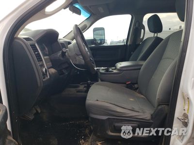 Zdjęcie 7 z 13 samochodu: 2015 RAM 3500 ST VIN:3C63RRGL8FG667093 - miniatura