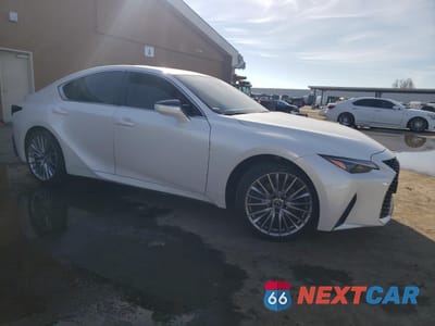Czwarte zdjęcie samochodu z boku: 2024 LEXUS IS 300 VIN:JTHD81F2XR5052873 - miniatura