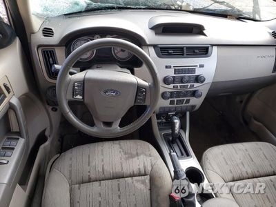 Zdjęcie 8 z 14 samochodu: 2010 FORD FOCUS SE VIN:1FAHP3FN8AW248617 - miniatura