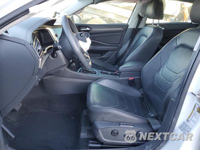 Zdjęcie 7 z 15 samochodu: 2020 VOLKSWAGEN JETTA SEL PREMIUM VIN:3VWGB7BU6LM071512 - miniatura
