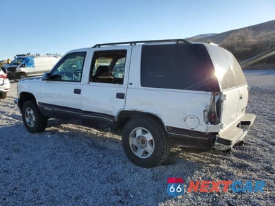 Drugie zdjęcie samochodu z przodu: 1996 CHEVROLET TAHOE K1500 VIN:1GNEK13R4TJ316913 - miniatura